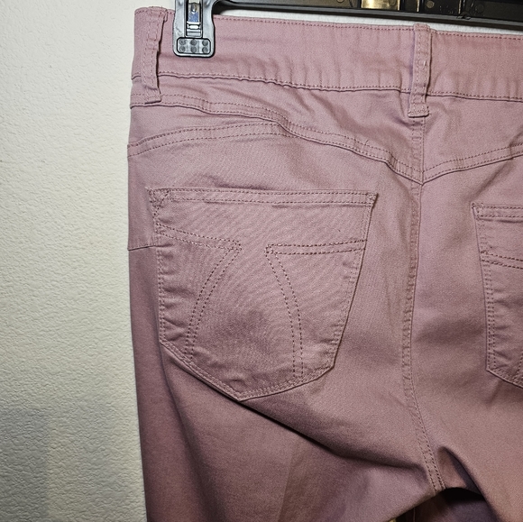 Seven7 Jeans Women’s size 12 Booty Shaper Pink Pants - Picture 8 of 16